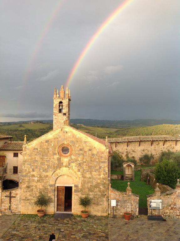 B&B In Piazza Monteriggioni Zewnętrze zdjęcie